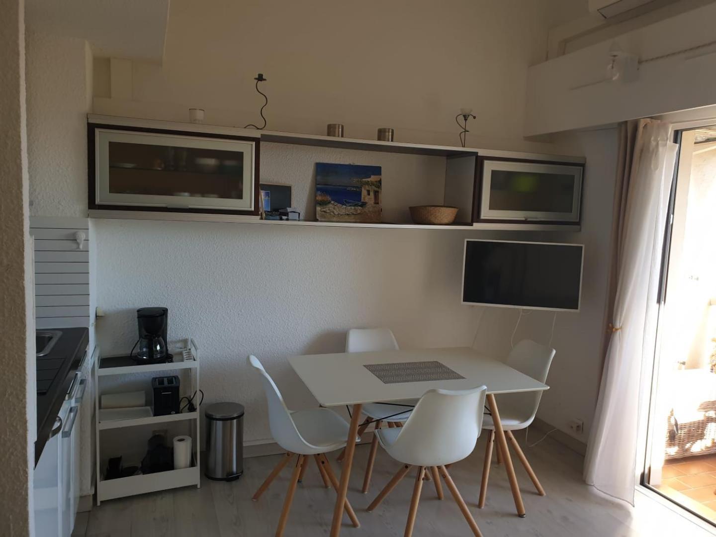 Appartement Climatise A 800M De La Plage Фрежюс Экстерьер фото
