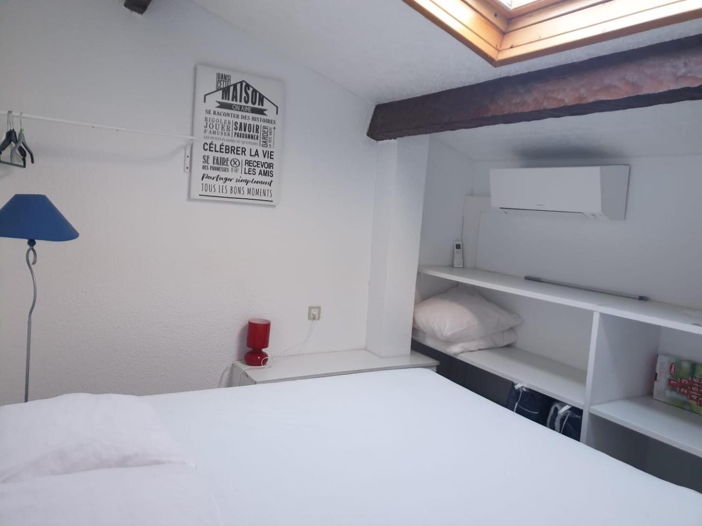 Appartement Climatise A 800M De La Plage Фрежюс Экстерьер фото